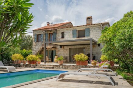 Porto-Vecchio, Fossi, Maison en pierre, 4 chambres, piscine, proche plage