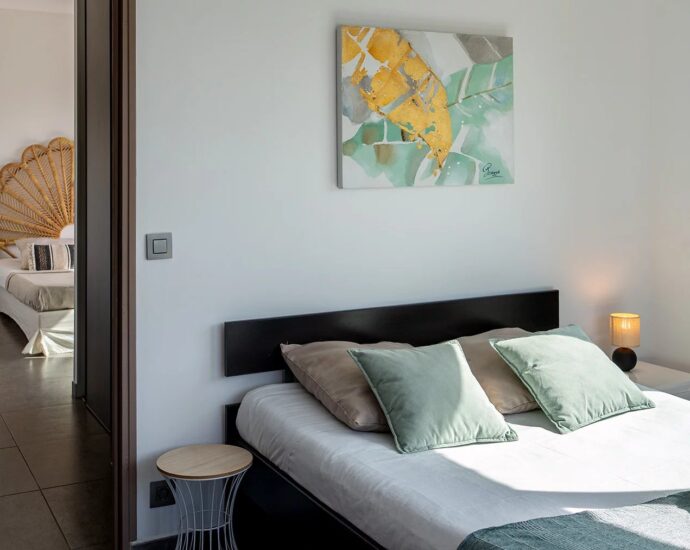 Saint-Cyprien, Villa 8 chambres, piscine, spa, proche plage