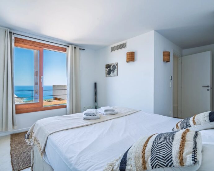 Corbara, Villa 4 chambres, piscine, vue panoramique mer