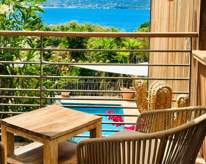 Exclusivité, Sagone, Villa contemporaine vue mer panoramique, 4 chambres,  piscine, plage à pied