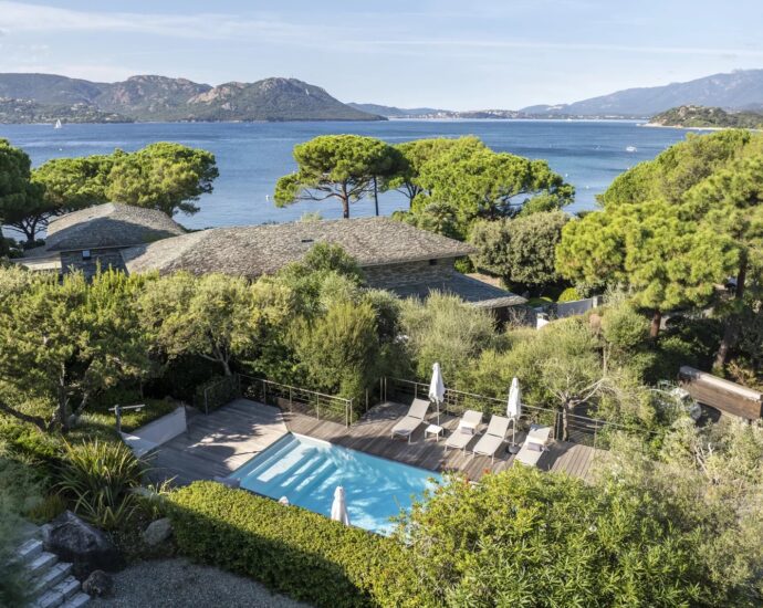 Porto Vecchio, Domaine de Cala Rossa, Villa 4 bedrooms, swimming pool, sea view, villa Tempiu Para, RL227
