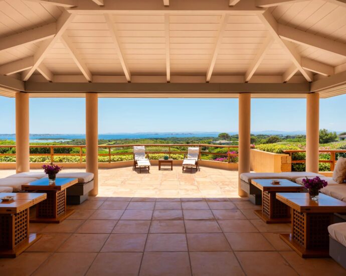 Bonifacio, Domaine privé Sperone ,Villa vue mer panoramique, 6 chambres, piscine, plage à pied