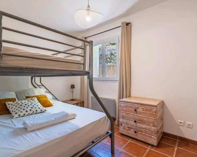 Exclusivité, Pietralba, Propriété, 4 Appartements, Vue panoramique, Piscine, Proche plage