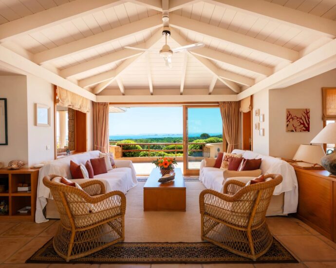Bonifacio, Domaine privé Sperone ,Villa vue mer panoramique, 6 chambres, piscine, plage à pied