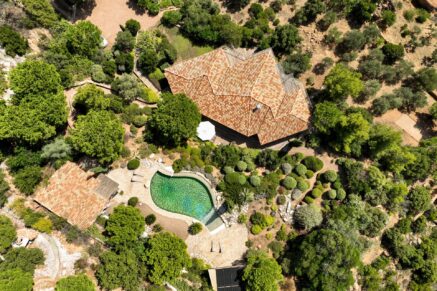 Porto-Vecchio, Palombaggia, Panoramic sea-view villa, 6 bedrooms, within walking distance of the beach