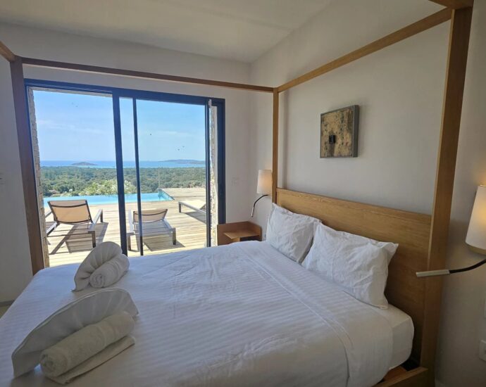Saint-Cyprien, Villa contemporaine, Vue mer panoramique, 5 chambres, Piscine, Proche plage,