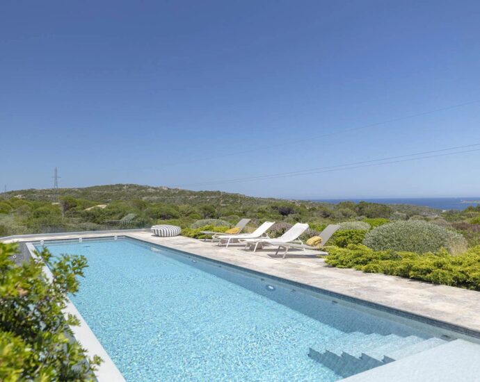 Bonifacio, Villa 4 bedrooms, swimming pool, sea view