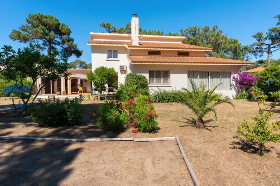 Biguglia, proche Bastia, Villa plage à pied, 4 chambres, vue dégagées sur les montagnes