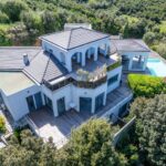 Oletta, villa d&rsquo;architecte, 5 chambres,  piscine, vue mer et montagnes panoramique proche plage