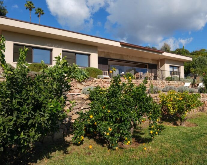 Ajaccio, Salario, Villa comptemporaine, vue mer, 3 Chambres, proche plage