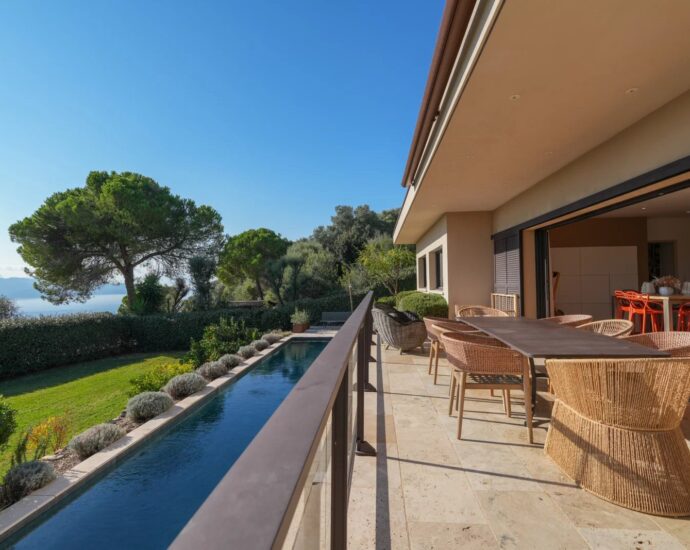 Ajaccio, Salario, Villa comptemporaine, vue mer, 3 Chambres, proche plage