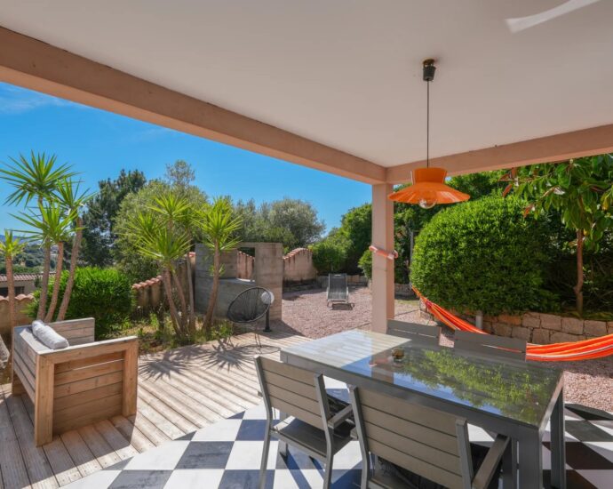 Exclusivité, Propriano, Villa vue mer, 6 chambres, appartement, piscine, proche plage