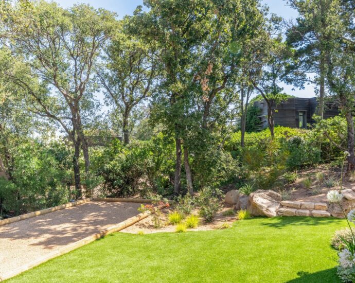 Exclusivité, Domaine de Cala Rossa, La Testa, Propriété exceptionnelle pied dans l&rsquo;eau, 2 villas, 7 chambres, piscine, plage à pied, vue mer panoramique