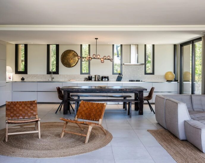 Porto-Vecchio, Domaine de Cala Rossa, Villa vue mer, 4 chambres, piscine, plage à pied