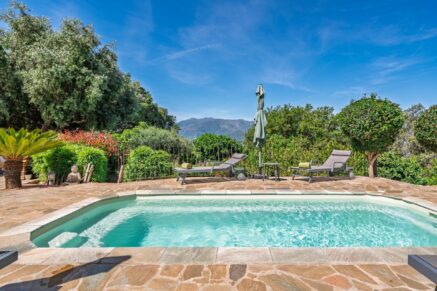 Exclusive listing, Saint-Florent area, Poggio d’Oletta 4-bedroom villa, swimming pool, jacuzzi, open views over the sea and mountains, close to the beach