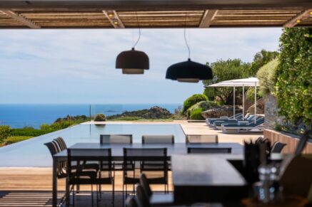 Porto-Vecchio, Palombaggia, villa 7 chambres, piscine, vue mer panoramique, proche plage