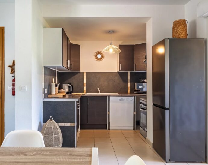 Exclusivité, Pietralba, Propriété, 4 Appartements, Vue panoramique, Piscine, Proche plage