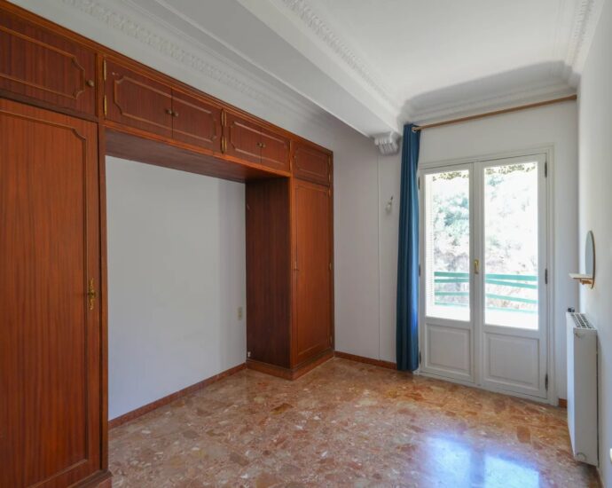 Exclusivité, Ajaccio, Quartier du Trottel, Appartement vue mer, 3 chambres, terrasses, plage à pied