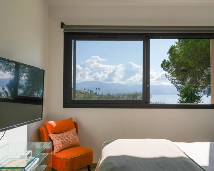 Ajaccio, Salario, Villa comptemporaine, vue mer, 3 Chambres, proche plage