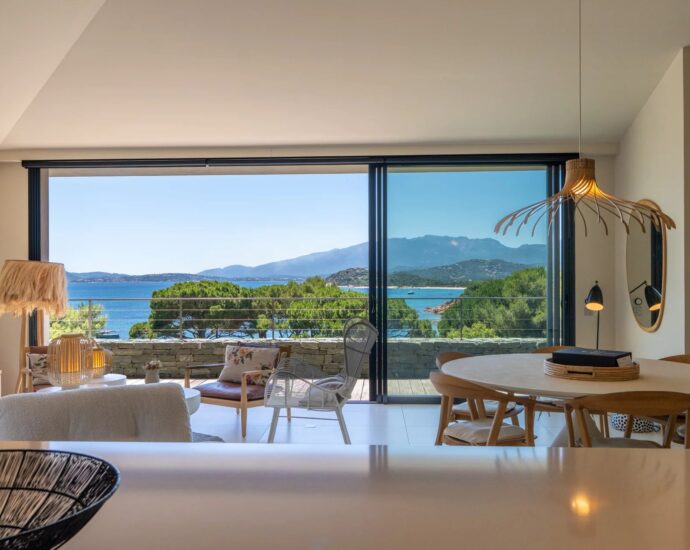 Porto Vecchio, Domaine de Cala Rossa, Villa 4 bedrooms, swimming pool, sea view, villa Tempiu Para, RL227