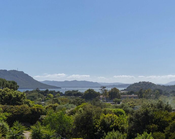 Porto-Vecchio, Domaine de Cala Rossa, villa 5 chambres, piscine, plage à pied