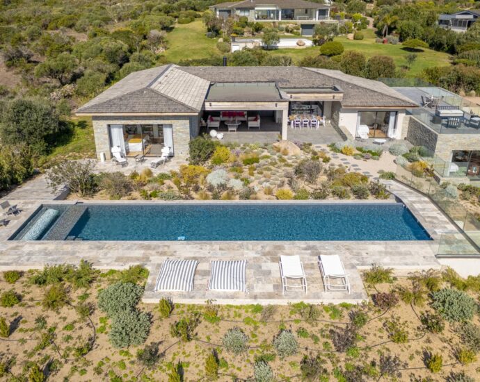 Bonifacio, Villa 4 bedrooms, swimming pool, sea view