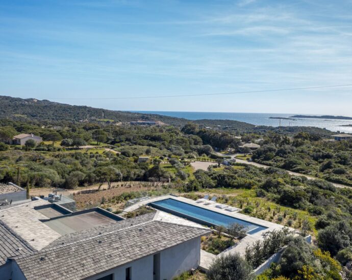 Bonifacio, Villa 4 bedrooms, swimming pool, sea view