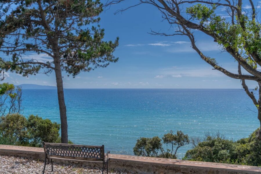 Sagone, Panoramic Sea View Villa, 3 Bedrooms, Independent Studio and Chalet, Pool, Walking Distance to Beach, Near Ajaccio