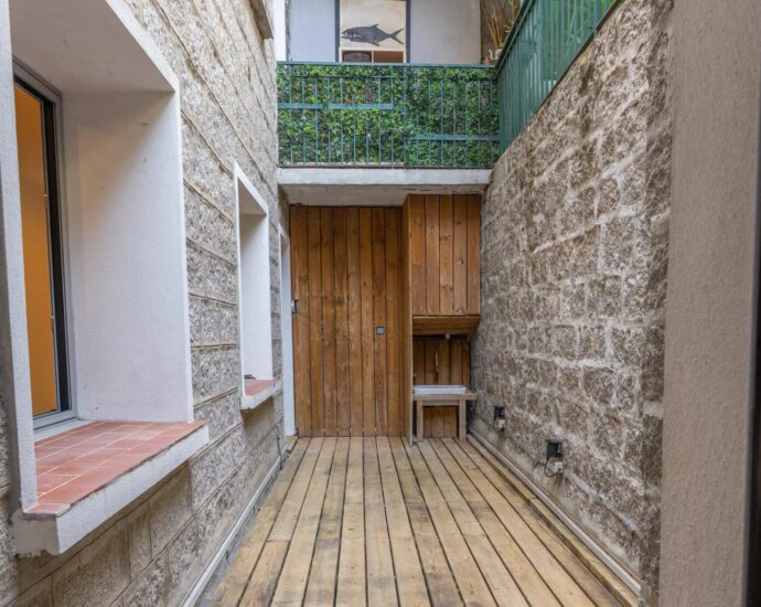 Exclusivité, Porto-Vecchio, Appartement vue mer, 3 chambres, proche plage et centre-ville