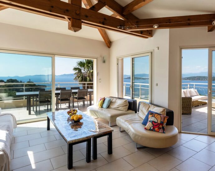 Coti-Chiavari, Villa 6 chambres, vue mer panoramique, appartement, piscine, proche plage