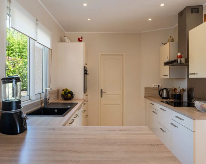 Exclusivité, Porticcio, Agosta plage,  Villa vue mer, 4 chambres, plage à pied