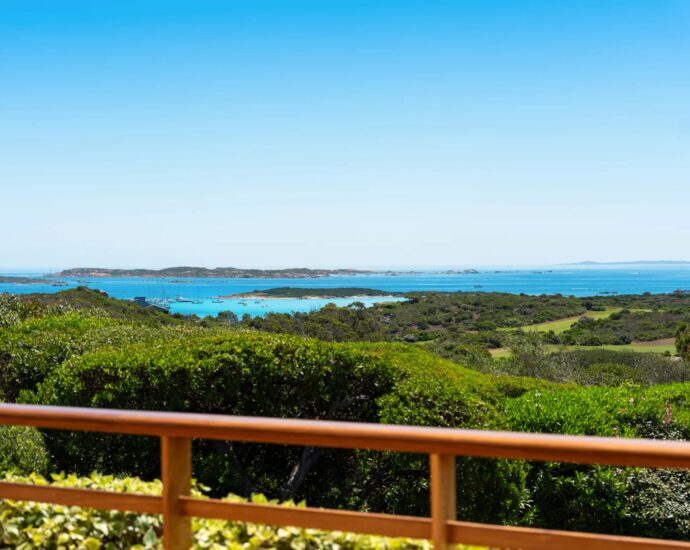 Bonifacio, Domaine privé Sperone ,Villa vue mer panoramique, 6 chambres, piscine, plage à pied