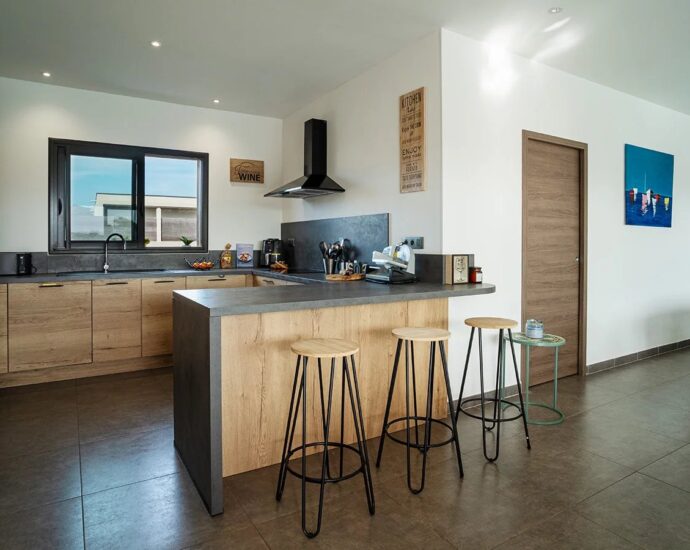 Saint-Cyprien, Villa 8 chambres, piscine, spa, proche plage