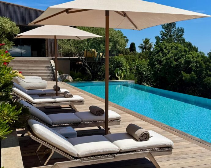 Porto-Vecchio, Palombaggia, Panoramic Sea View Villa, 6 Bedrooms, Heated Pool, Walking Distance to Beach