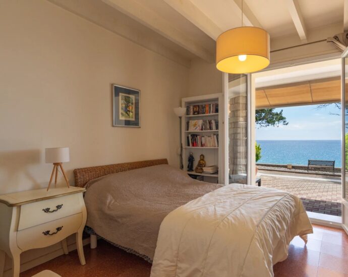 Sagone, Panoramic Sea View Villa, 3 Bedrooms, Independent Studio and Chalet, Pool, Walking Distance to Beach, Near Ajaccio