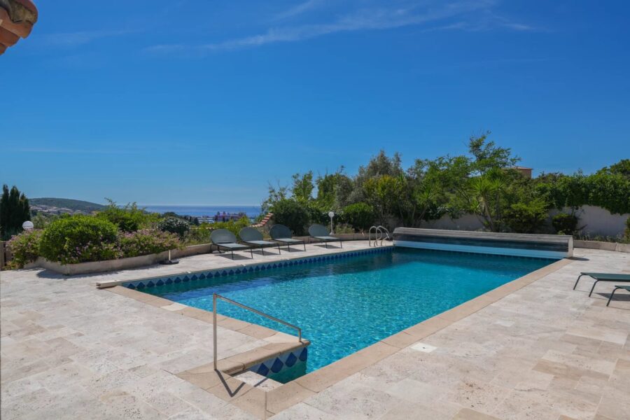 Exclusivité, Propriano, Villa vue mer, 6 chambres, appartement, piscine, proche plage