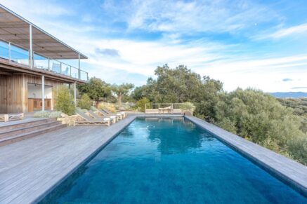 Pianottoli-Caldarello, 6 bedroom villa, pool, sea view