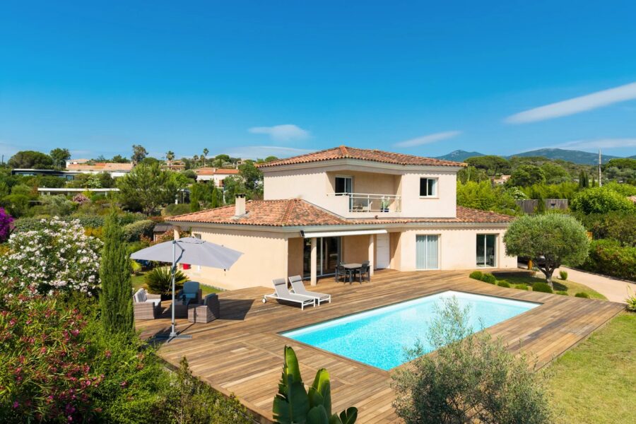 Exclusivité, Porticcio, Agosta plage,  Villa vue mer, 4 chambres, plage à pied