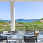 Sainte-Lucie-de-Porto-Vecchio, Villa vue mer,  plage à 400 mètres, 6 chambres, piscine