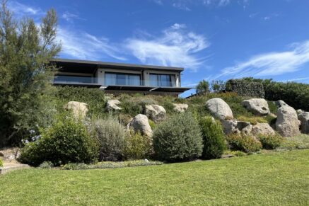 Corbara, Marine de Davia, Villa pied dans l&rsquo;eau, 4 chambres, vue panoramique mer et montagnes, plage à pied