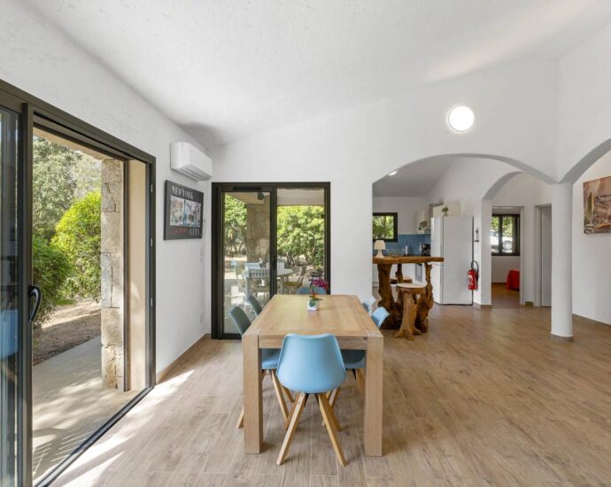 Porto Vecchio, Domaine de Cala Rossa, villa 2 bedrooms, nearby the beach
