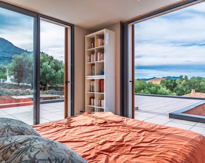 Calvi Region,  Zilia, 5 Bedroom Villa, Heated Pool, Mountain Views