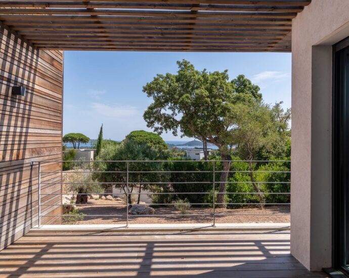Sainte-Lucie de Porto-Vecchio, Vilatta, Villa mitoyenne, 5 chambres, piscine, vue mer, proche plage