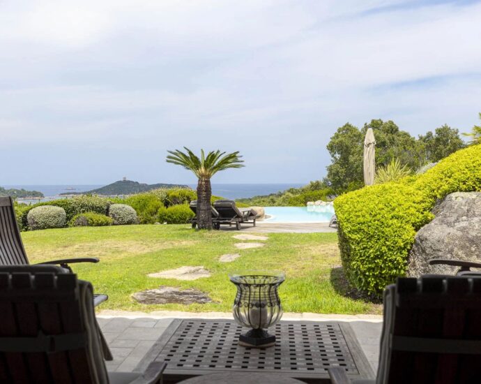 Capicciola, Villa vue mer, domaine privé,  4 chambres, piscine, proche plage