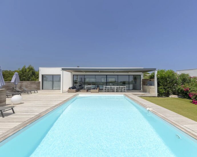 Cappiciola, Villa vue mer panoramique, 5 chambres,  piscine chauffée, proche plage
