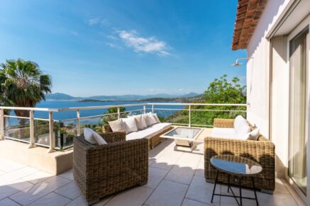 Coti-Chiavari, Villa 6 chambres, vue mer panoramique, appartement, piscine, proche plage