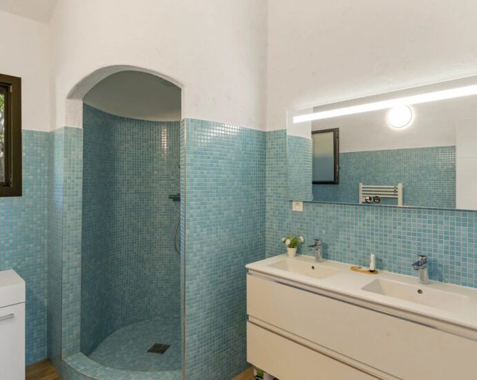 Porto Vecchio, Domaine de Cala Rossa, villa 2 bedrooms, nearby the beach