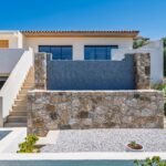 Exclusivité, Lozari, villa contemporaine vue mer, 3 chambres, piscine, plage à pied