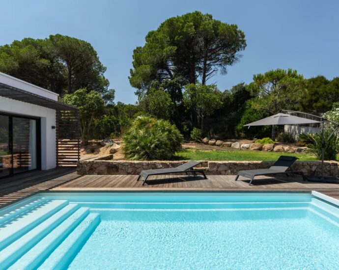 Capicciola – Ensemble de 2 magnifiques villas T6,  Piscine, vue mer, proche plage
