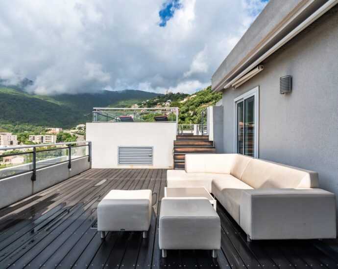 Bastia, Ville di Pietrabugno, Penthouse with Sea View, 4 Bedrooms, Pool, Near Beaches
